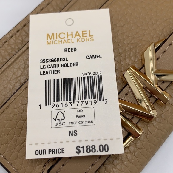 MICHAEL KORS
Reed Large Pebbled Leather Card Holder
Case Wallet
COLOR: CAMEL - Picture 8 of 8